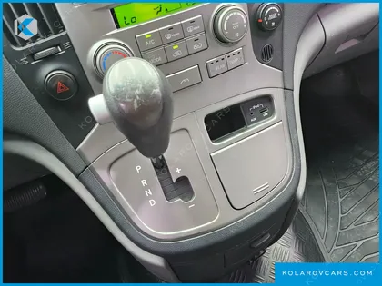 HYUNDAI STAREX 12-SEATER WAGON