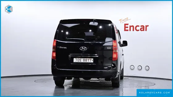 HYUNDAI STAREX 11-SEATER WAGON