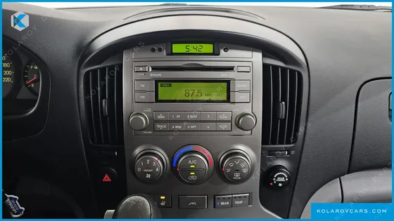 HYUNDAI STAREX 11-SEATER WAGON