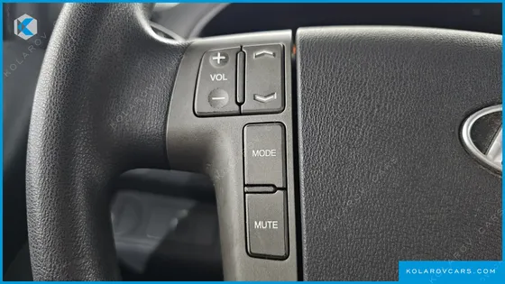 HYUNDAI STAREX 11-SEATER WAGON
