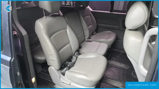 HYUNDAI STAREX 12-SEATER WAGON