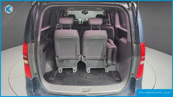 HYUNDAI STAREX 12-SEATER WAGON