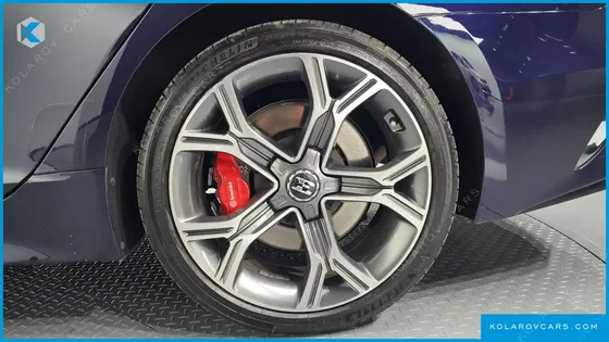 KIA STINGER 3.3 TURBO AWD
