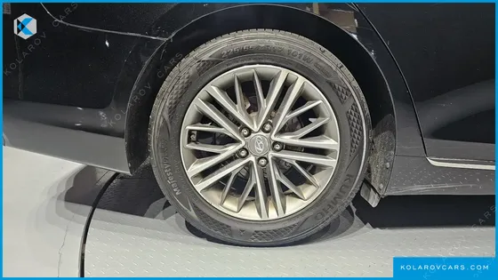 HYUNDAI GRANDEUR 3.0 LPI MODERN BASIC (RENTAL CAR)
