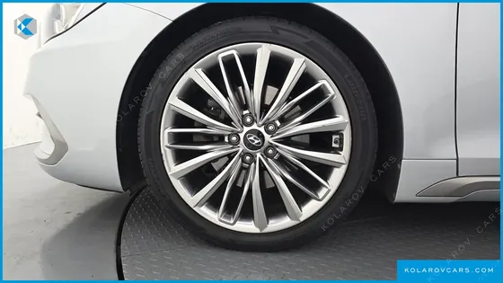 HYUNDAI GRANDEUR 2.4 PREMIUM