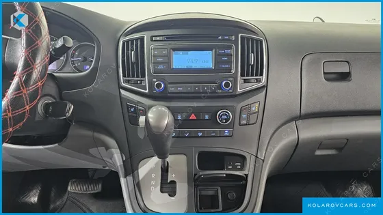HYUNDAI STAREX 11-SEATER WAGON