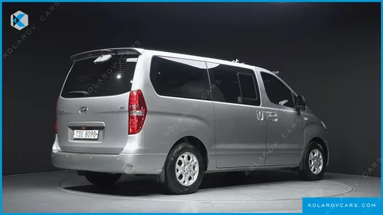 HYUNDAI STAREX 11-SEATER WAGON