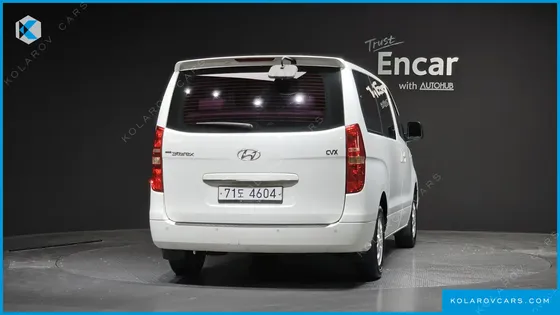 HYUNDAI STAREX 12-SEATER WAGON