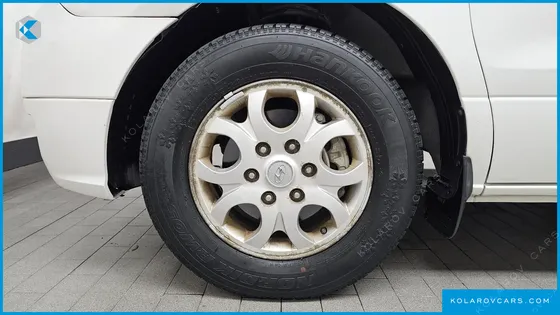 HYUNDAI STAREX 12-SEATER WAGON