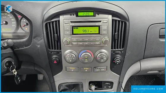 HYUNDAI STAREX 12-SEATER WAGON