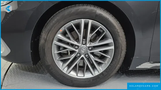 HYUNDAI GRANDEUR 2.4 PREMIUM