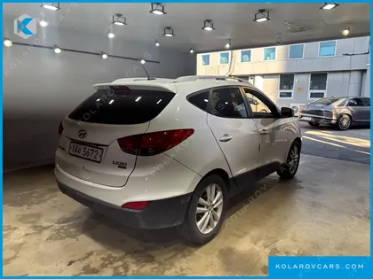 HYUNDAI TUCSON DIESEL 2WD LX20