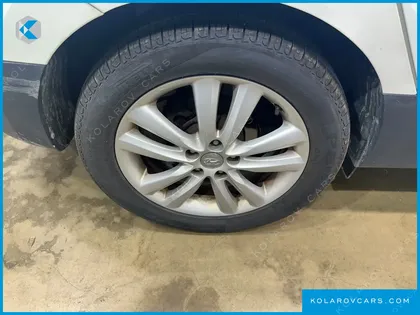HYUNDAI TUCSON DIESEL 2WD LX20