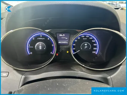 HYUNDAI TUCSON DIESEL 2WD LX20