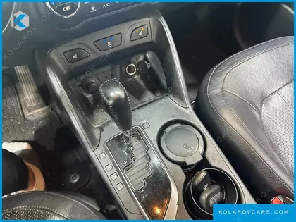 HYUNDAI TUCSON DIESEL 2WD LX20