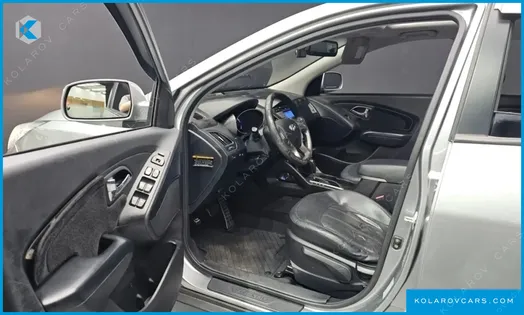 HYUNDAI TUCSON DIESEL 2WD LX20