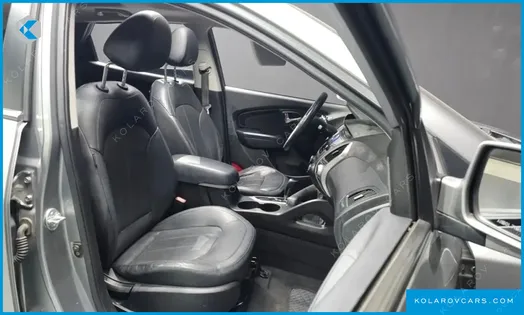 HYUNDAI TUCSON DIESEL 2WD LX20