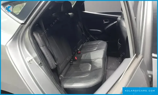 HYUNDAI TUCSON DIESEL 2WD LX20