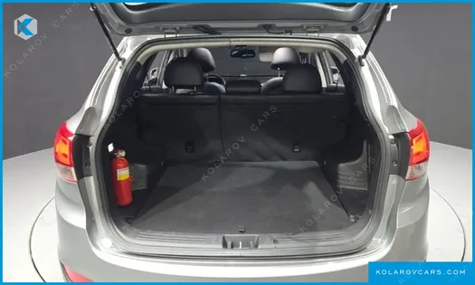 HYUNDAI TUCSON DIESEL 2WD LX20
