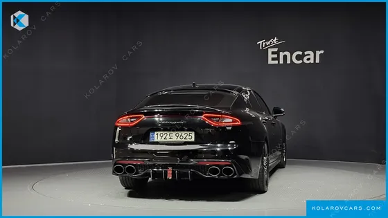 KIA STINGER 3.3 TURBO 2WD