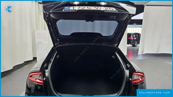 KIA STINGER 3.3 TURBO 2WD