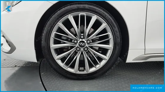 HYUNDAI GRANDEUR 2.4 PREMIUM