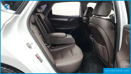 HYUNDAI GRANDEUR 2.4 PREMIUM