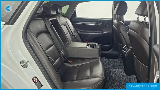 HYUNDAI GRANDEUR 2.4 PREMIUM