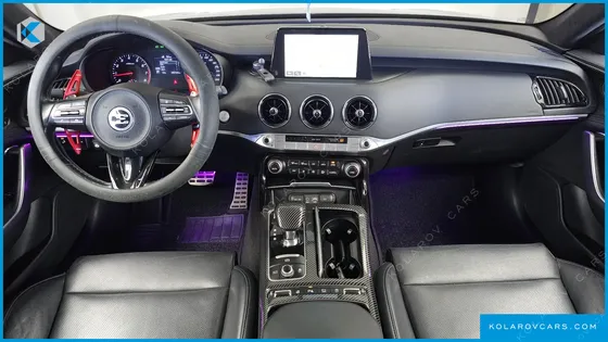 KIA STINGER 2.0 TURBO 2WD