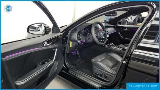 KIA STINGER 2.0 TURBO 2WD