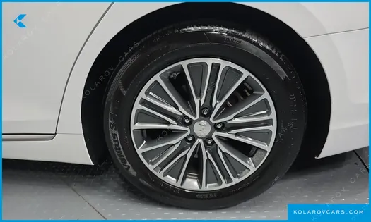 HYUNDAI GRANDEUR EXCLUSIVE