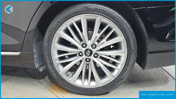HYUNDAI GRANDEUR 3.3 CELEBRITY