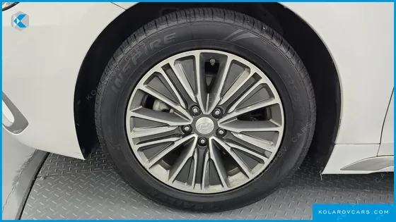 HYUNDAI GRANDEUR EXCLUSIVE