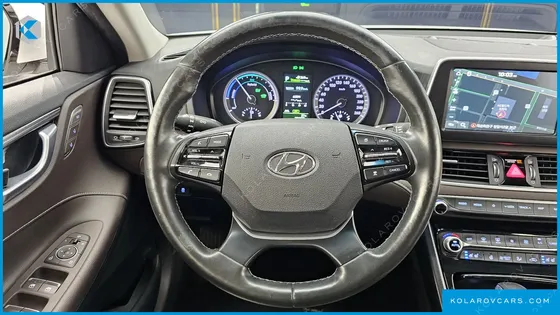 HYUNDAI GRANDEUR EXCLUSIVE