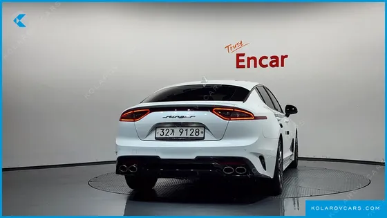 KIA STINGER 2.0 TURBO 2WD