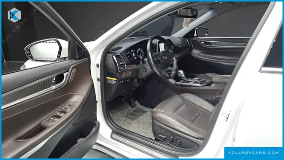 HYUNDAI GRANDEUR 3.0 LPI EXCLUSIVE (RENTAL CAR)