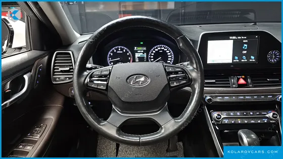 HYUNDAI GRANDEUR 3.0 LPI EXCLUSIVE (RENTAL CAR)