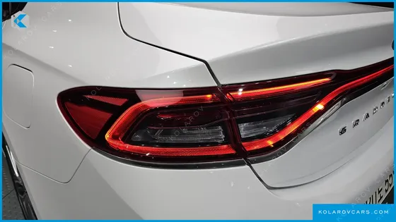 HYUNDAI GRANDEUR 3.0 LPI EXCLUSIVE (RENTAL CAR)