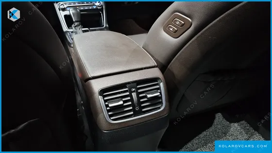 HYUNDAI GRANDEUR 3.0 LPI EXCLUSIVE (RENTAL CAR)