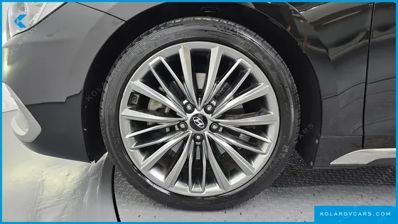 HYUNDAI GRANDEUR 2.4 PREMIUM