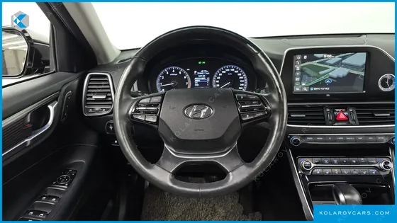 HYUNDAI GRANDEUR 2.4 PREMIUM