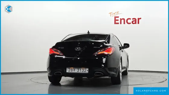HYUNDAI GENESIS 200 TURBO D