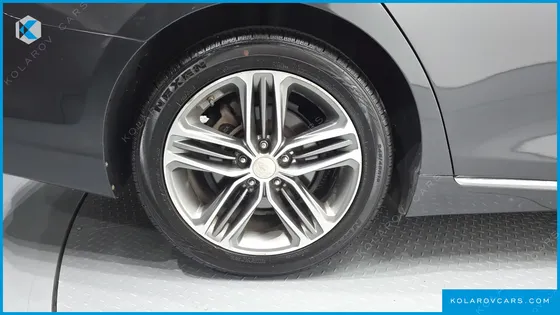HYUNDAI GRANDEUR 3.0 MODREN BASIC (RENTAL CAR)