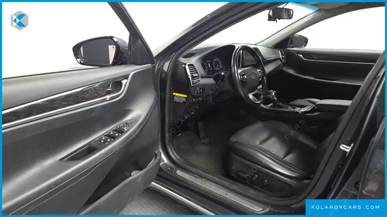 HYUNDAI GRANDEUR 3.0 MODREN BASIC (RENTAL CAR)