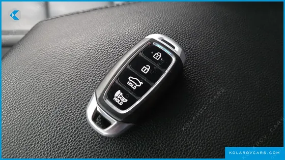 HYUNDAI GRANDEUR 3.0 MODREN BASIC (RENTAL CAR)