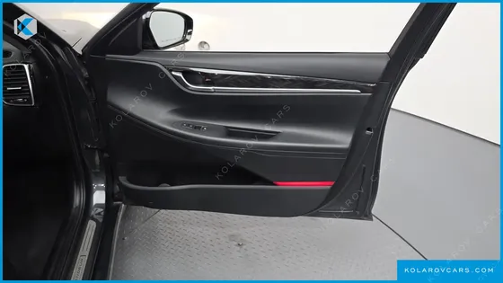 HYUNDAI GRANDEUR 3.0 MODREN BASIC (RENTAL CAR)