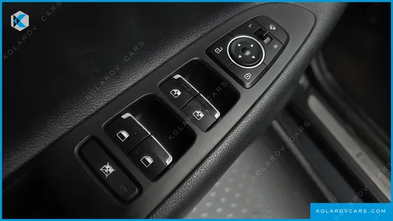 HYUNDAI GRANDEUR 3.0 MODREN BASIC (RENTAL CAR)