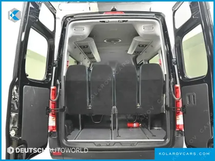 HYUNDAI SOLATI 15-SEATER