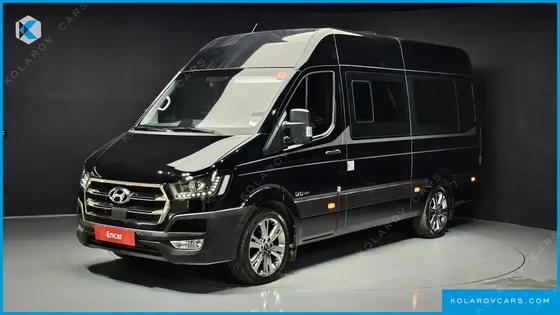 HYUNDAI SOLATI 15-SEATER