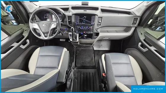 HYUNDAI SOLATI 15-SEATER